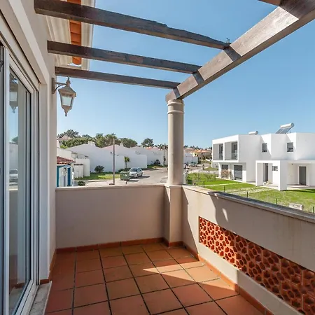 Perola Da Lagoa * Vau (Obidos)