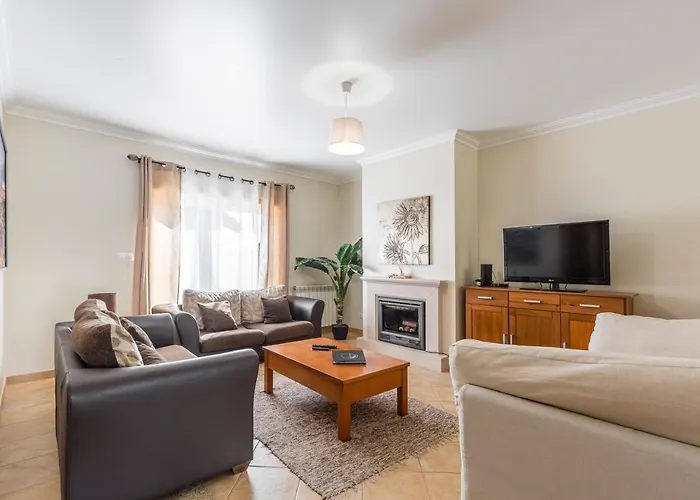 別荘 Perola Da Lagoa